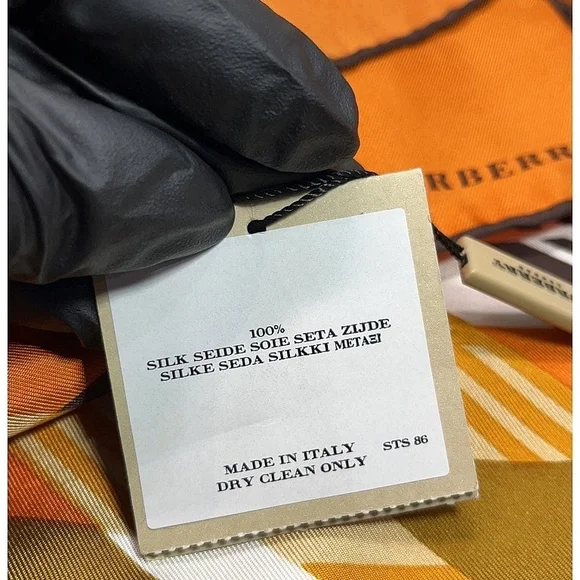 NWT BURBERRY 100% Silk Scarf Orange Retro Pattern - Picture 6 of 11